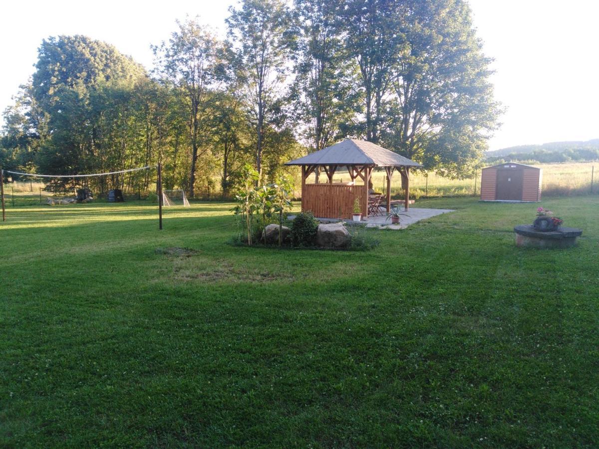 Apartmány Česká Škola Lipova  Exteriér fotografie